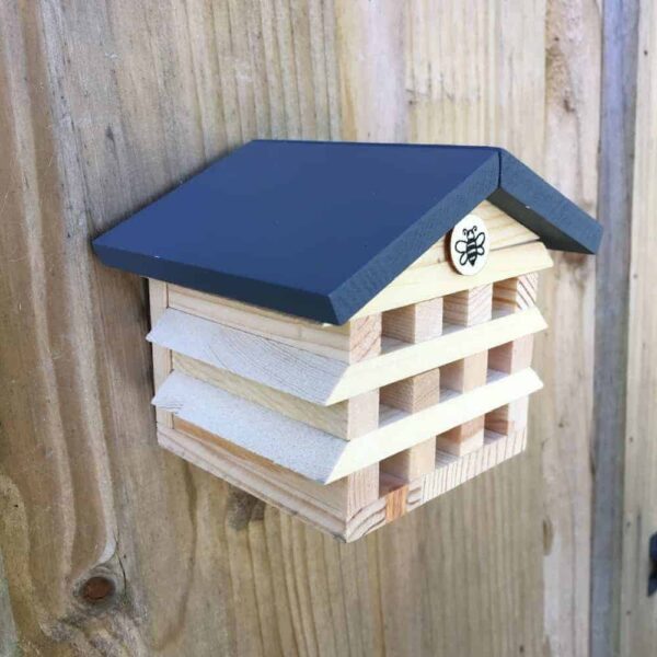 build a bee hotel