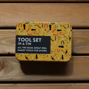 tool set in a tin